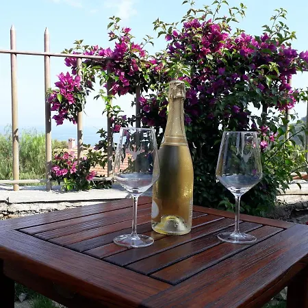 Il Porto Di Benny Bed & Breakfast *